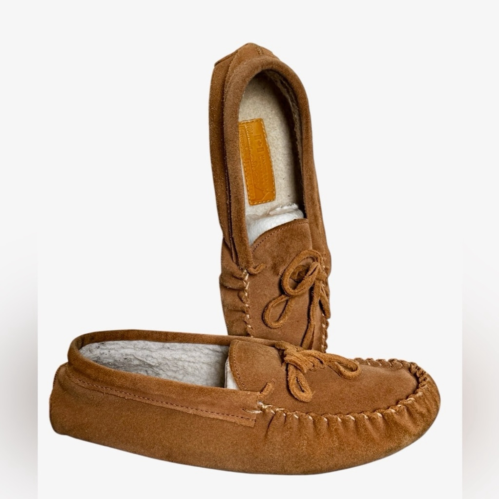 Minitobah Mukluks Suede Moccasin Slippers – Cozy Cabin Core Indoor Shoes